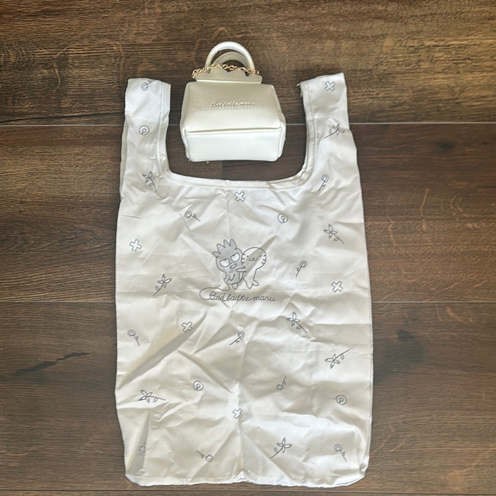 Badtz Mari eco shopping bag and mini zippers bag holder